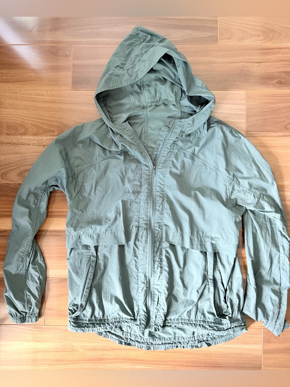 Lululemon Hood Lite Jacket - size 4